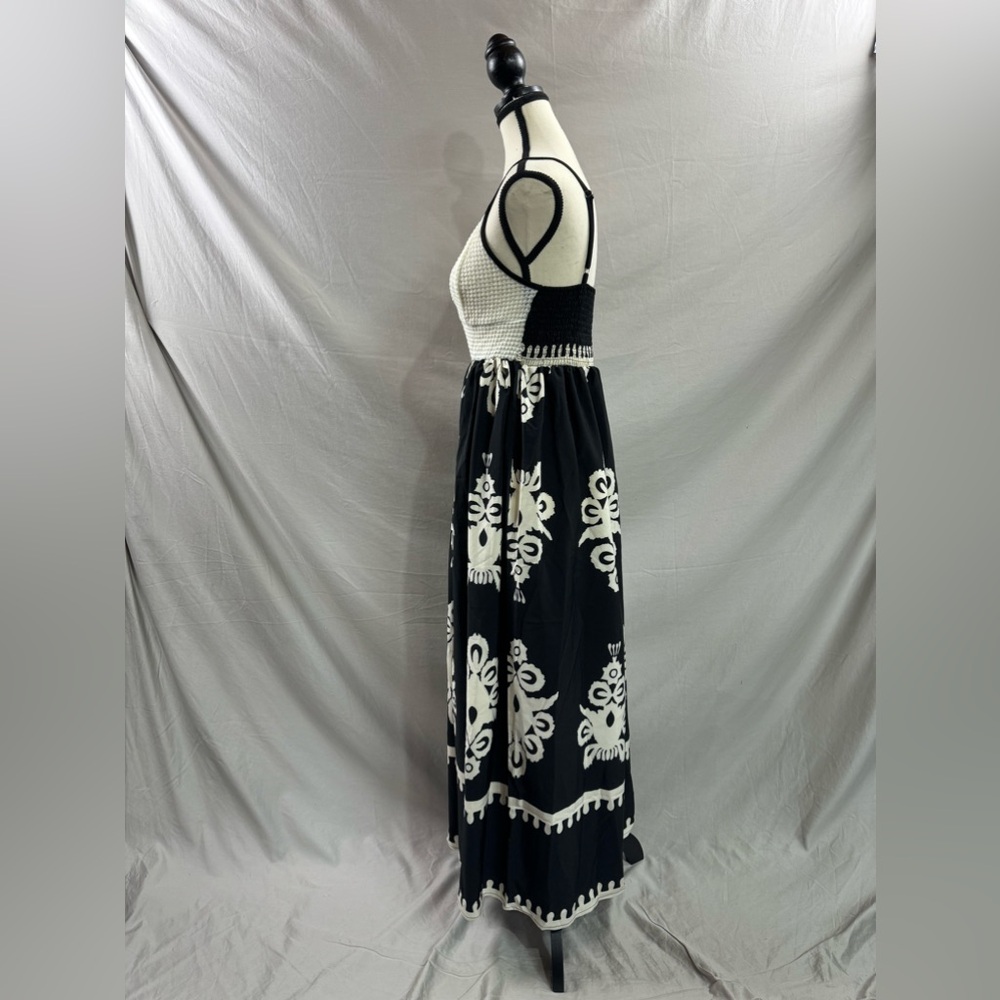 LAST ONE ๐ฅ Boho Tribal Print Cami Dress Black/White - Picture 7 of 8